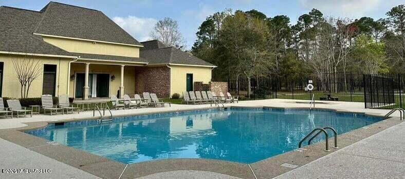 24641 Knollwood Drive Property Photo 29