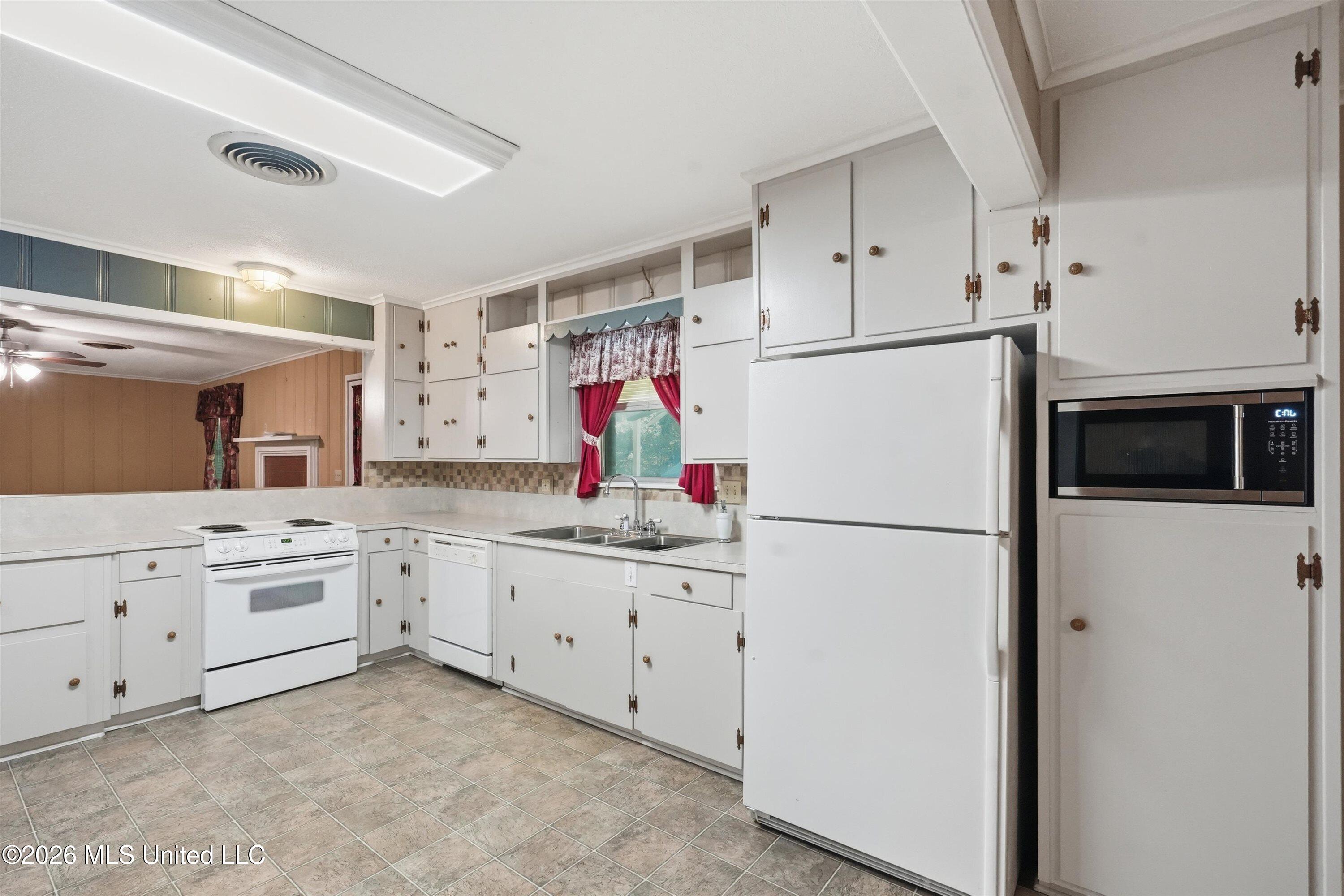 3073 Highway 483 Property Photo 14