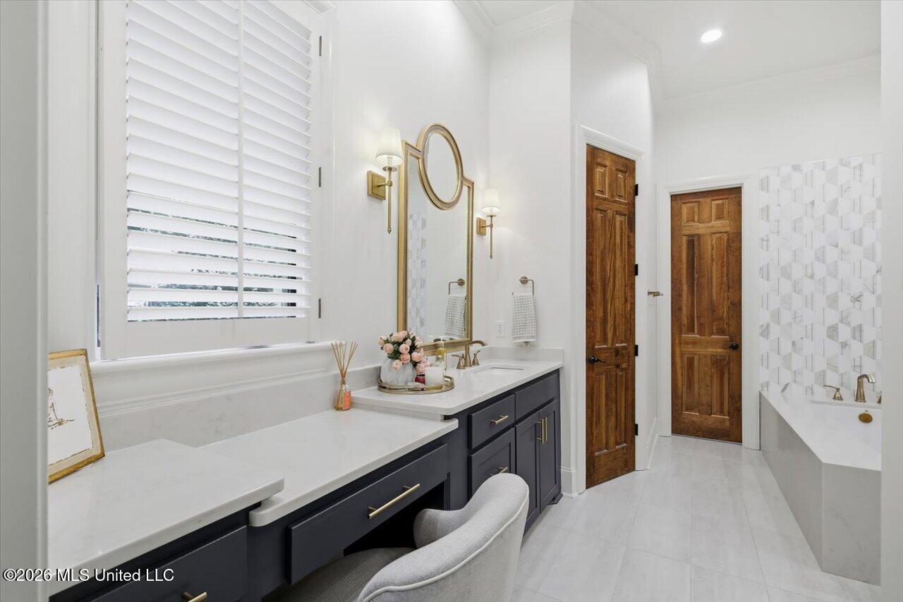 460 Pembrooke Drive Property Photo 32