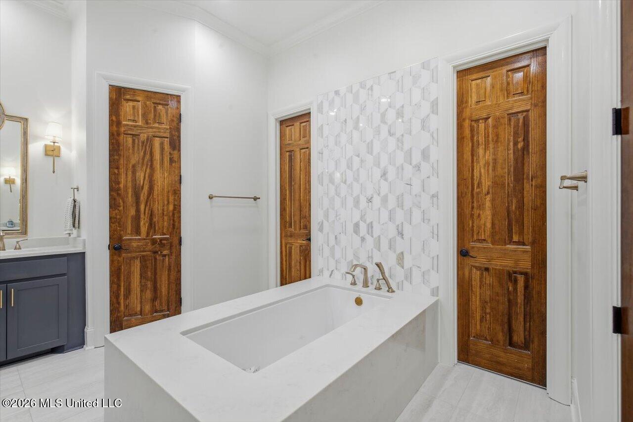 460 Pembrooke Drive Property Photo 34