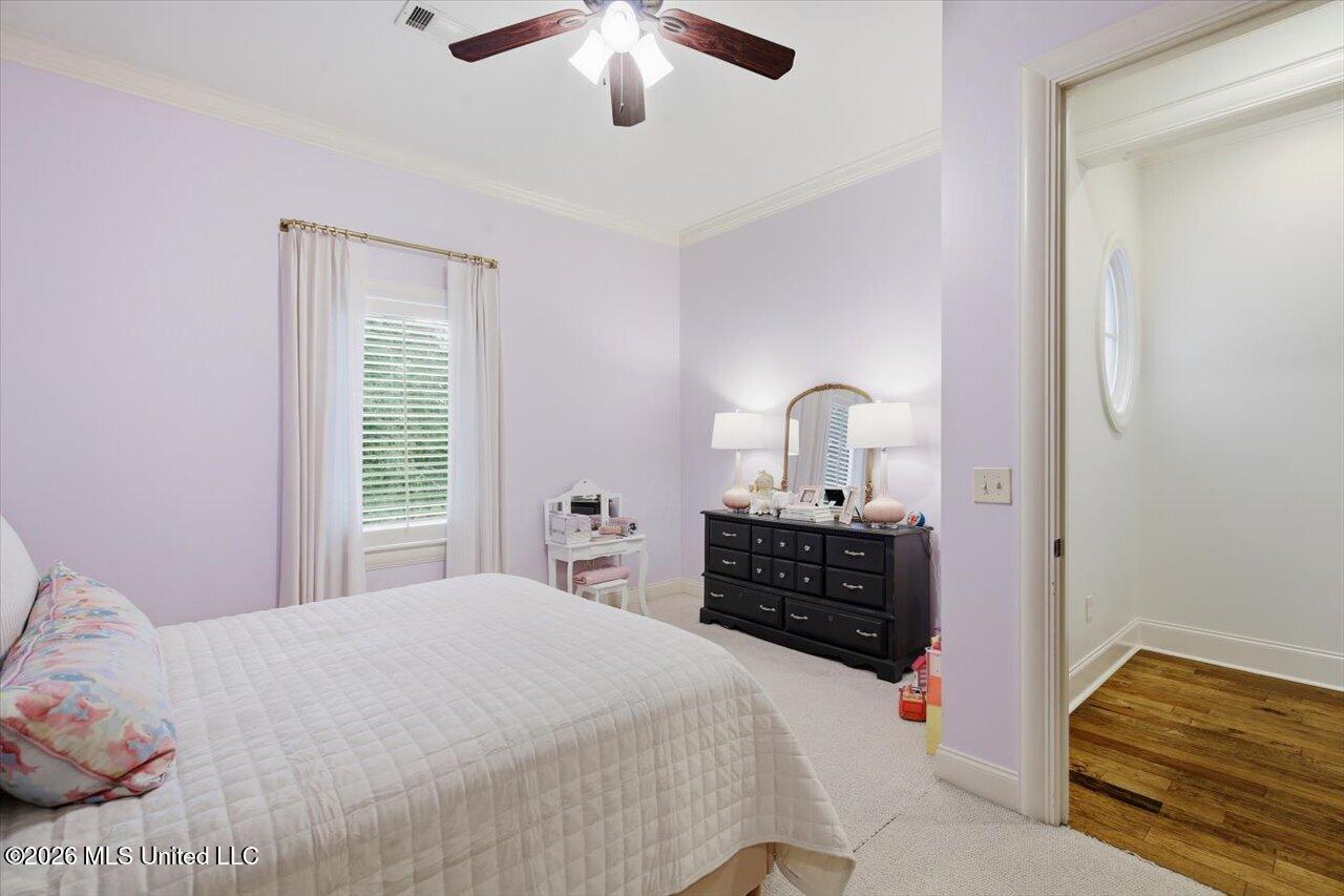 460 Pembrooke Drive Property Photo 42