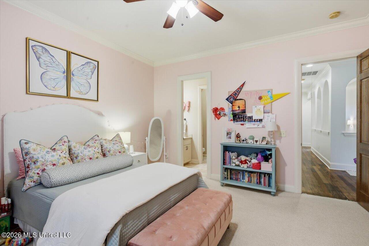 460 Pembrooke Drive Property Photo 46
