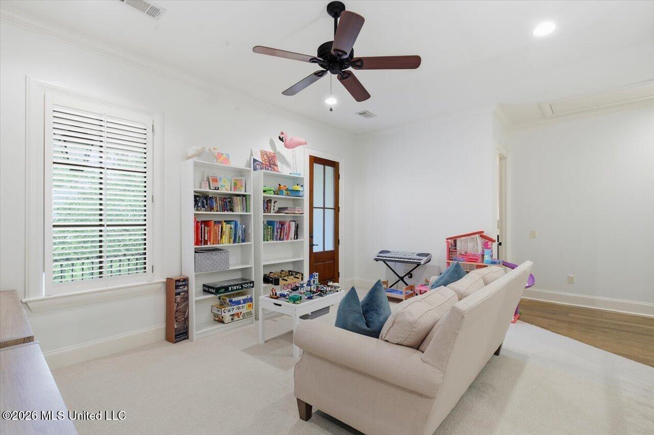 460 Pembrooke Drive Property Photo 48