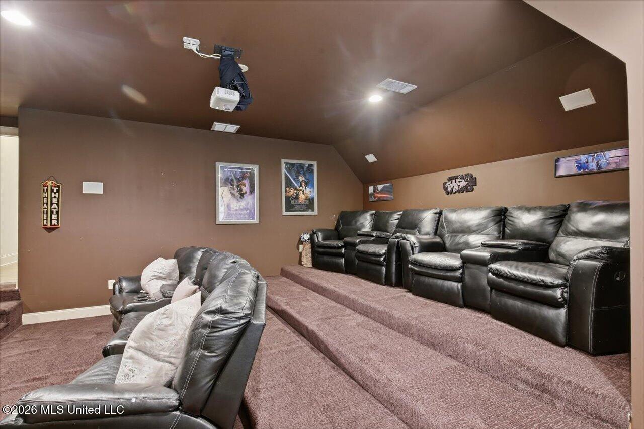 460 Pembrooke Drive Property Photo 55