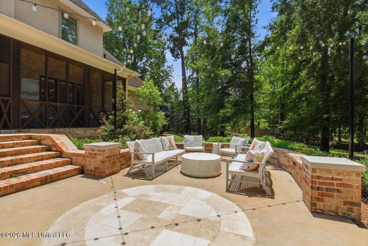 460 Pembrooke Drive Property Photo 65