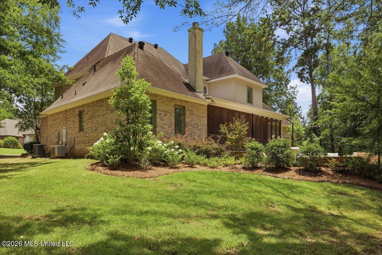 460 Pembrooke Drive Property Photo 70