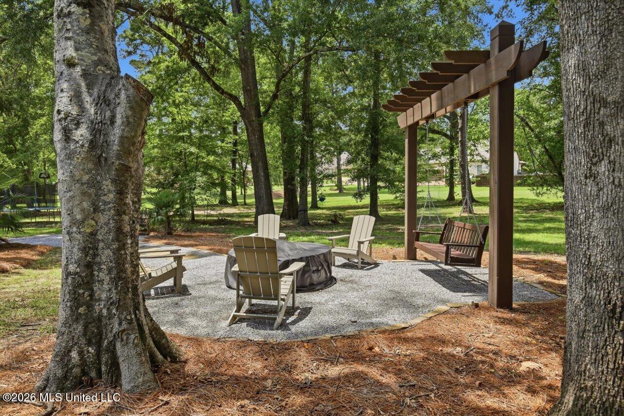 460 Pembrooke Drive Property Photo 71