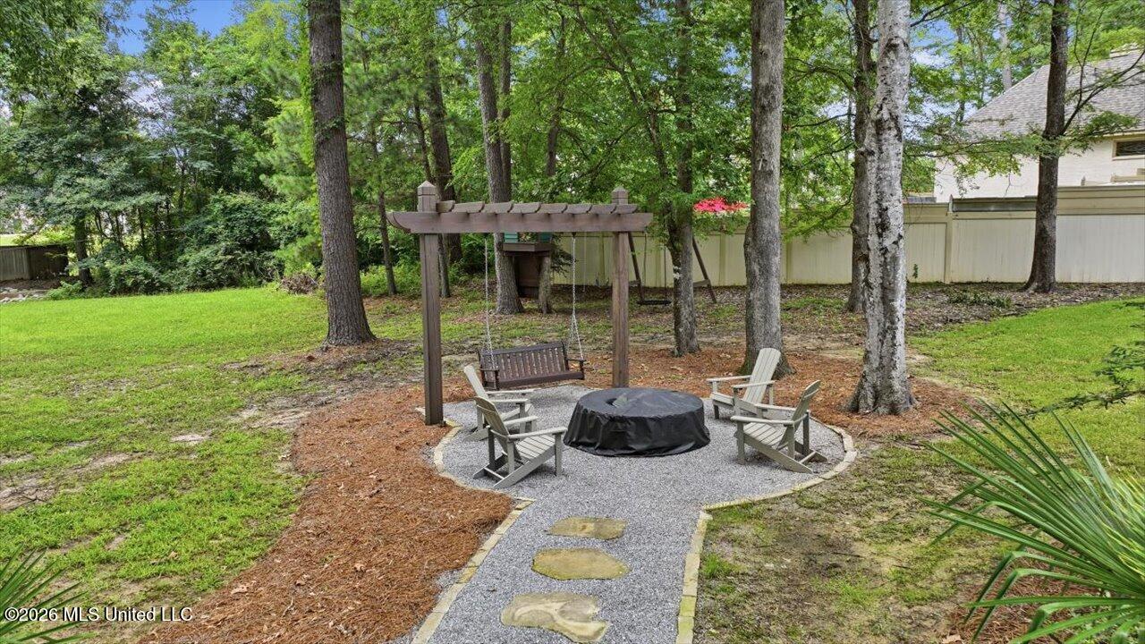 460 Pembrooke Drive Property Photo 78