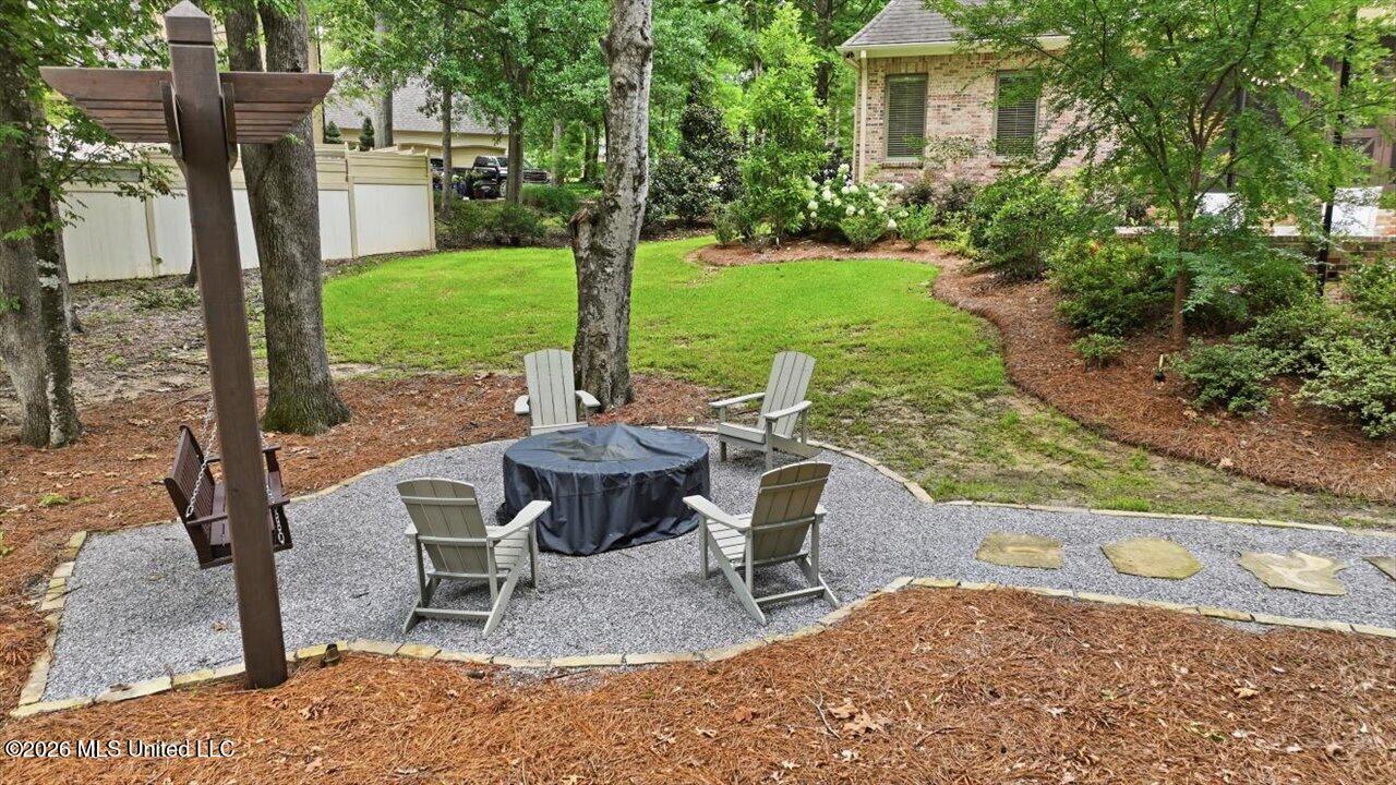 460 Pembrooke Drive Property Photo 79