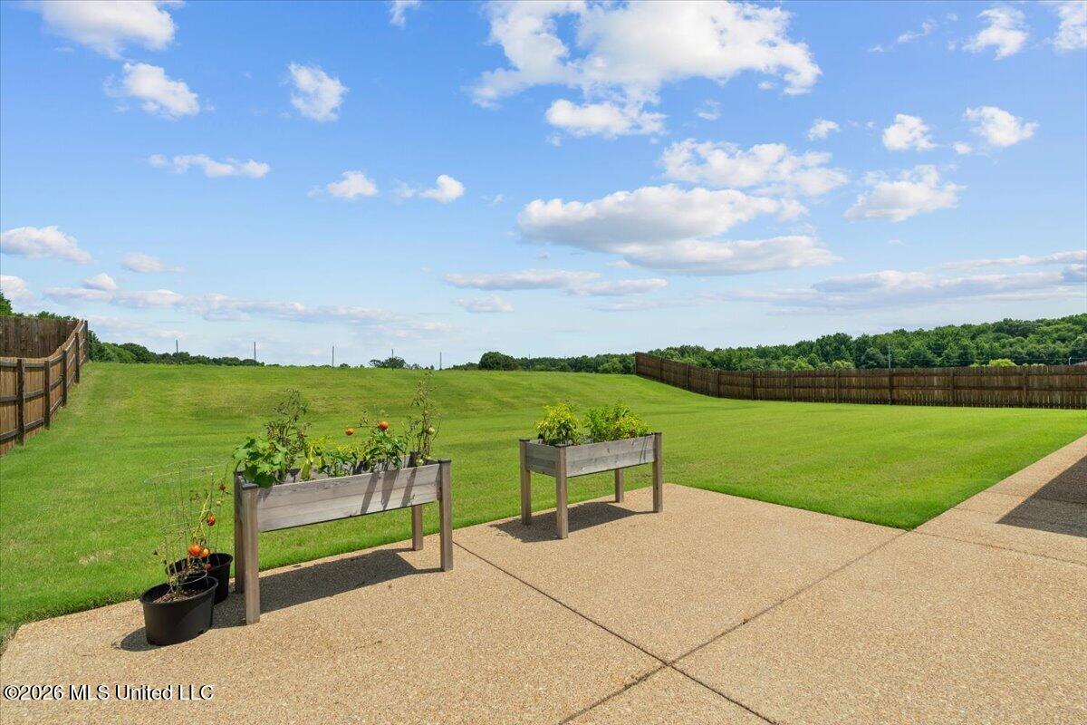 14806 Elm Hill Property Photo 36