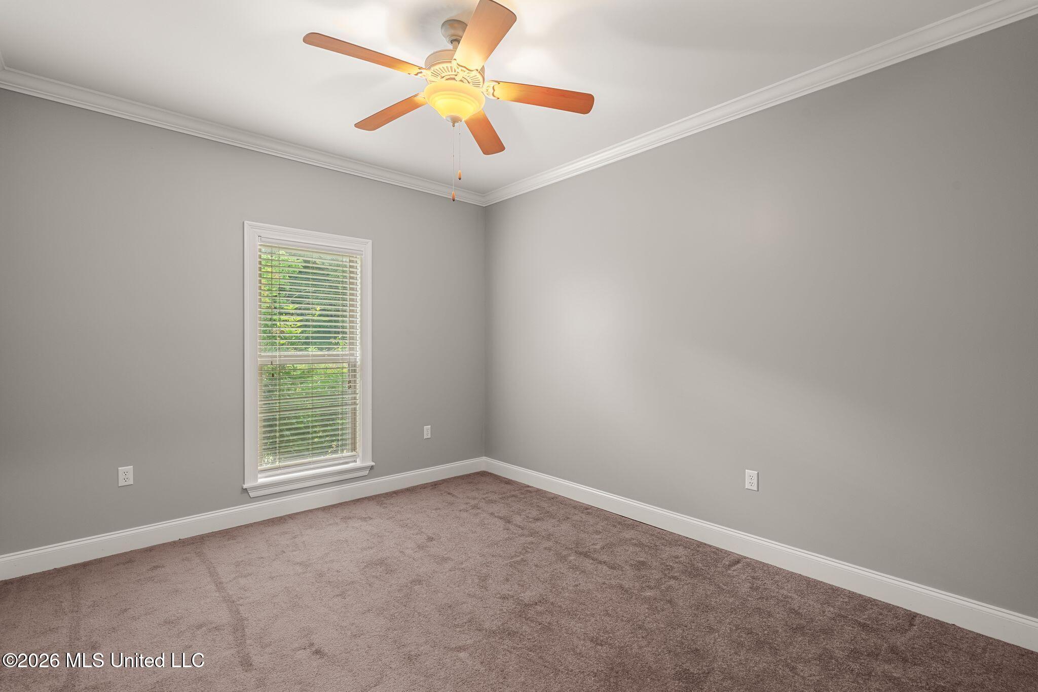 88 Avondale Circle Property Photo 27