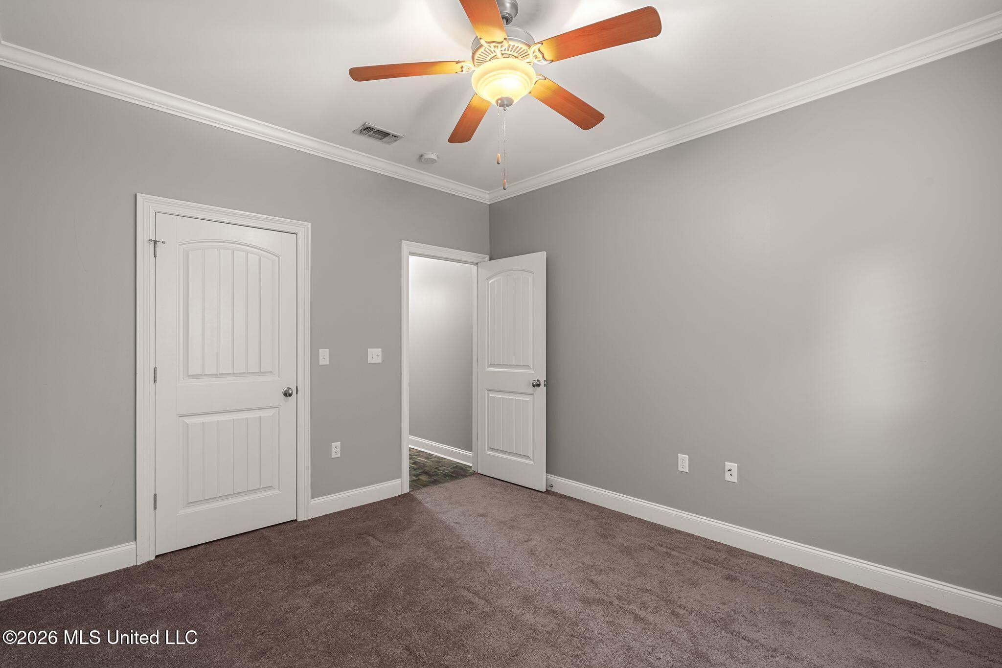 88 Avondale Circle Property Photo 28