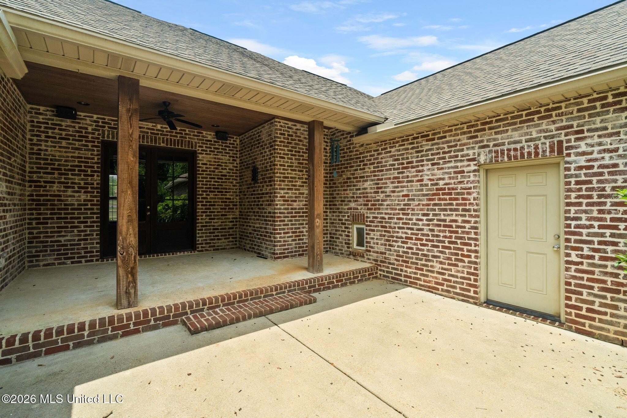 88 Avondale Circle Property Photo 31