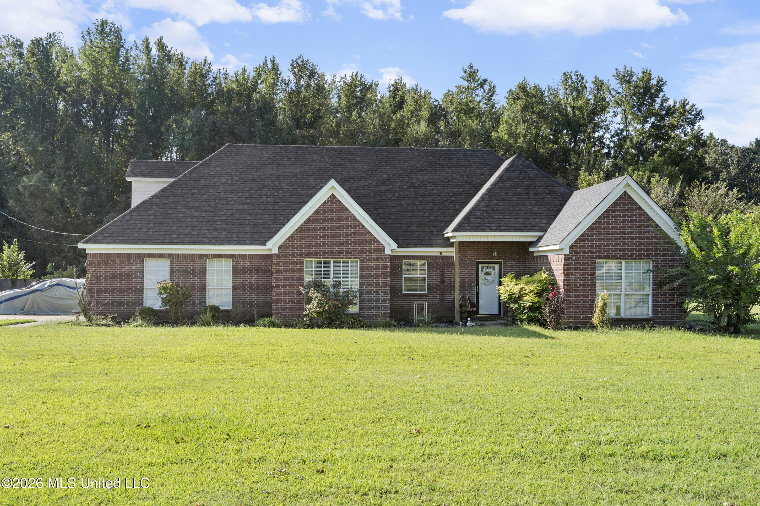 170 Dry Field Road Property Photo 1
