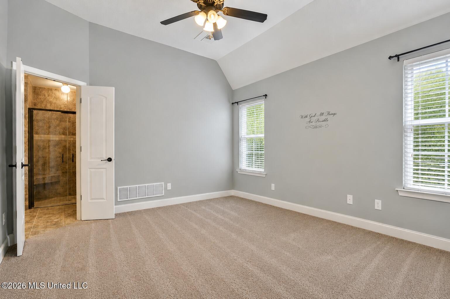 5854 Foxdale Loop Property Photo 12