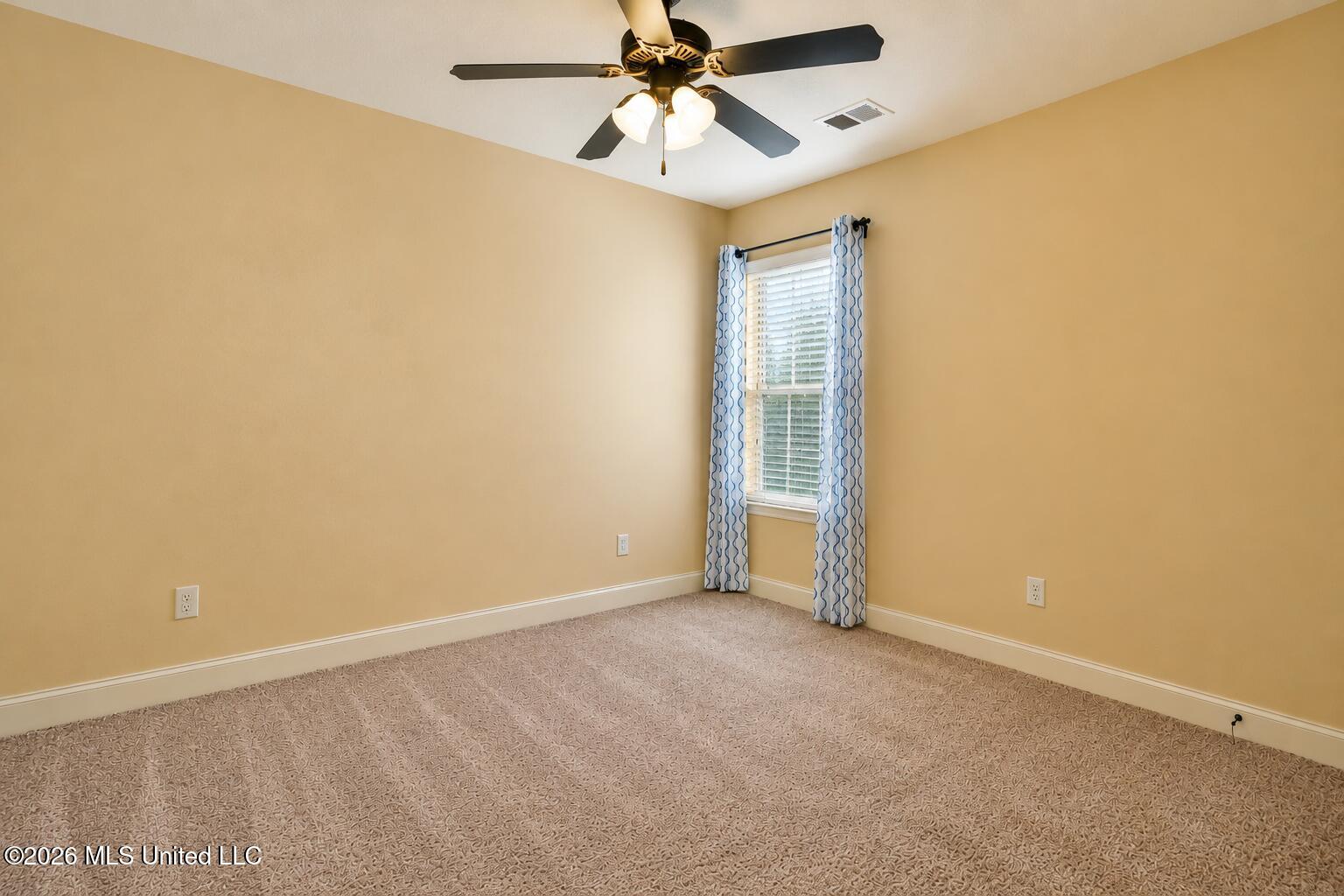 5854 Foxdale Loop Property Photo 19