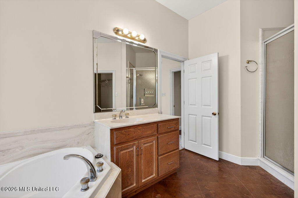 18241 E Robinwood East Drive Property Photo 25