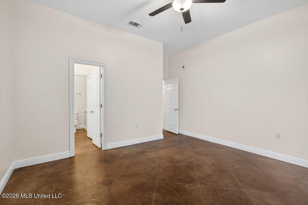 18241 E Robinwood East Drive Property Photo 29