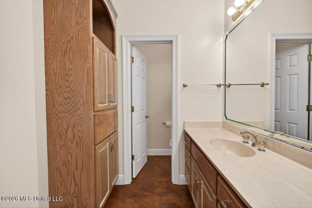 18241 E Robinwood East Drive Property Photo 33