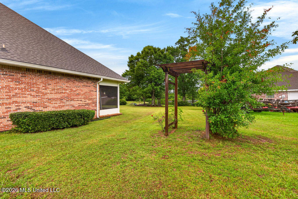 18241 E Robinwood East Drive Property Photo 48