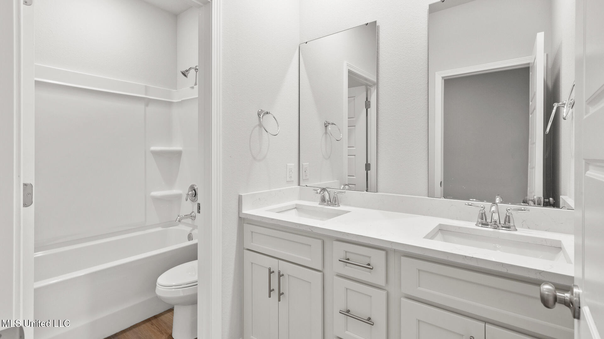 6640 Palm Pointe Drive Property Photo 18