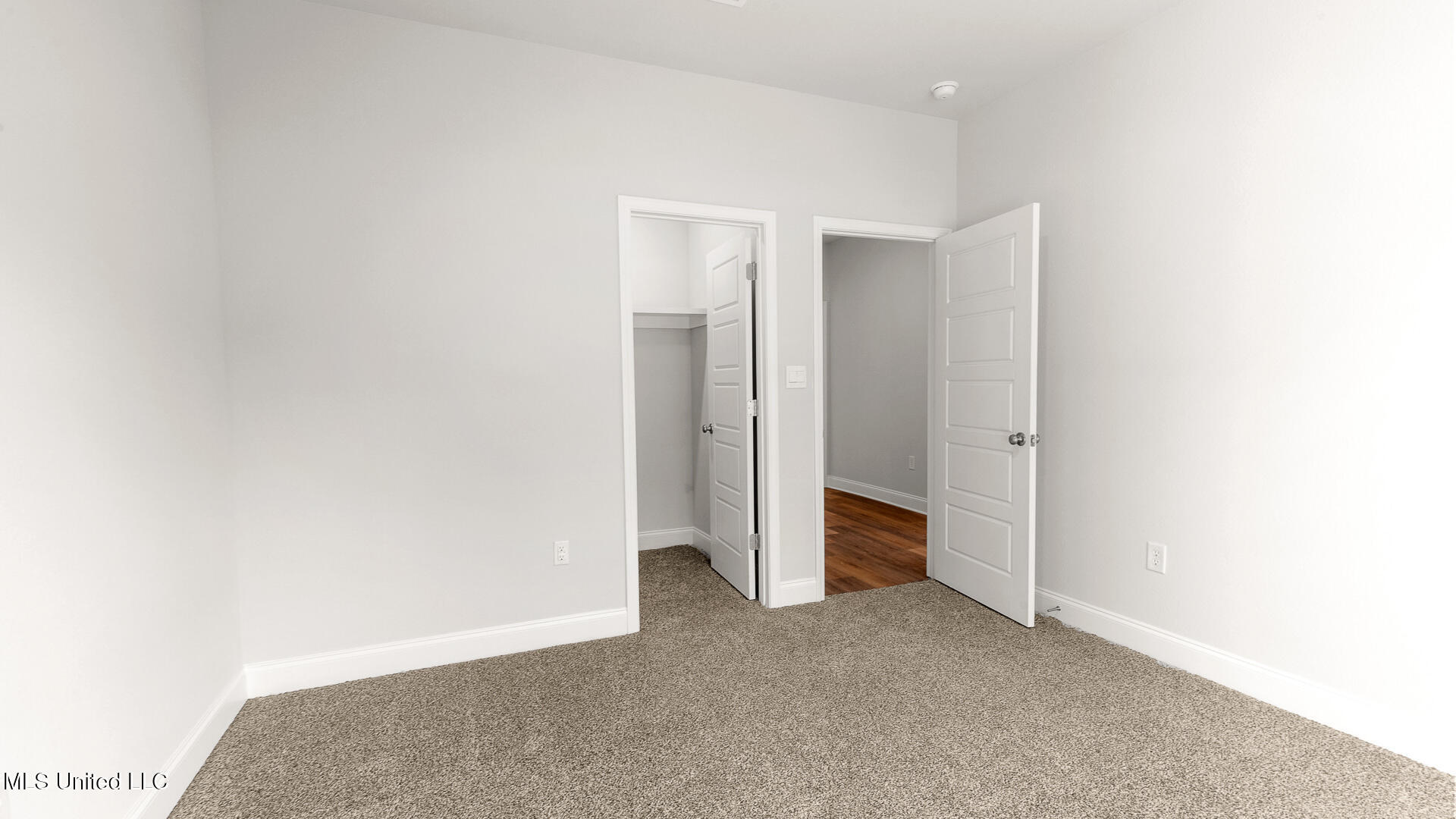 6640 Palm Pointe Drive Property Photo 22