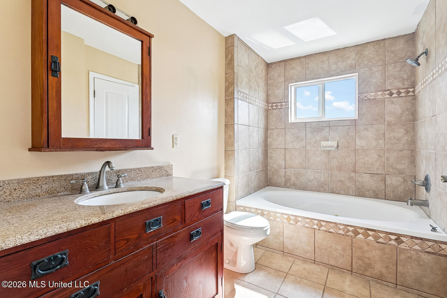 6178 Pontiac Drive Property Photo 6