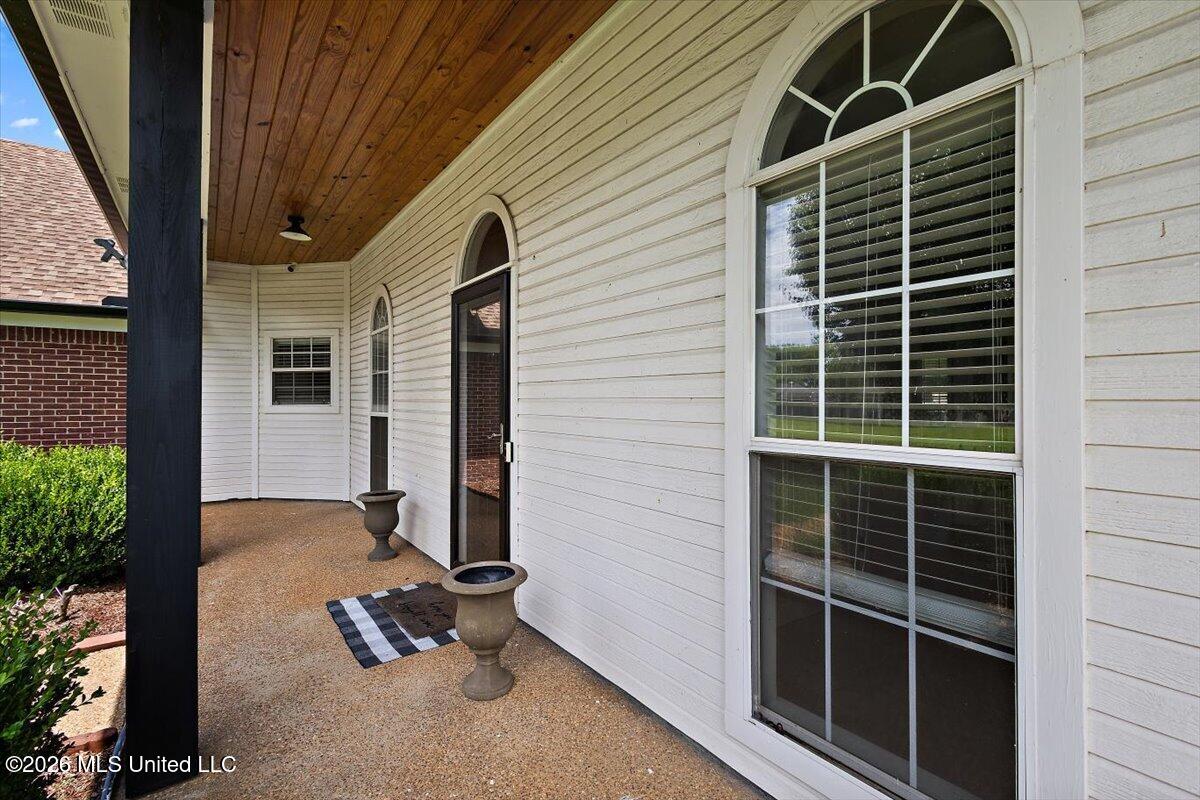 218 Charlene Drive Property Photo 5