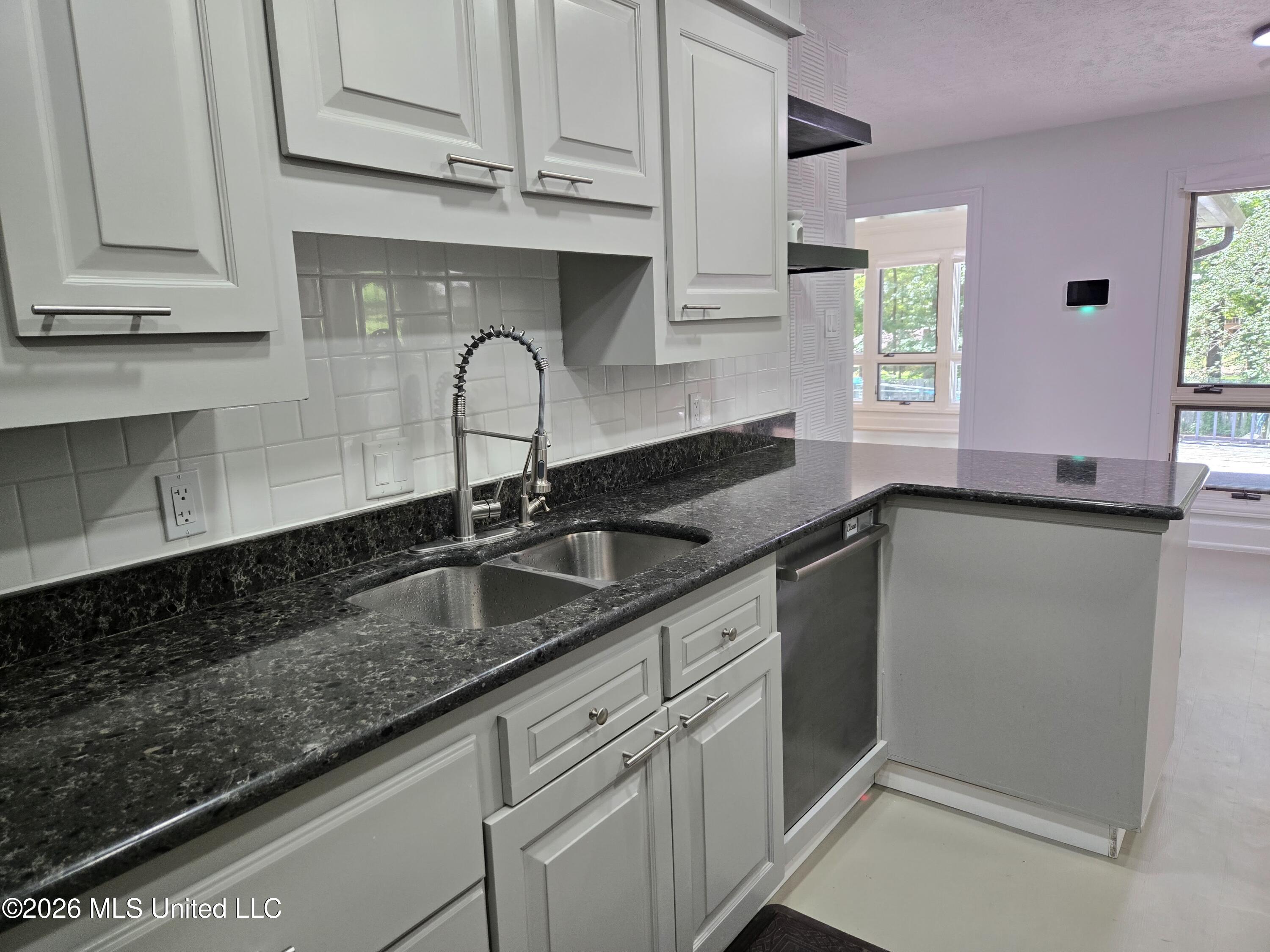 603 Trailwood Drive Property Photo 25