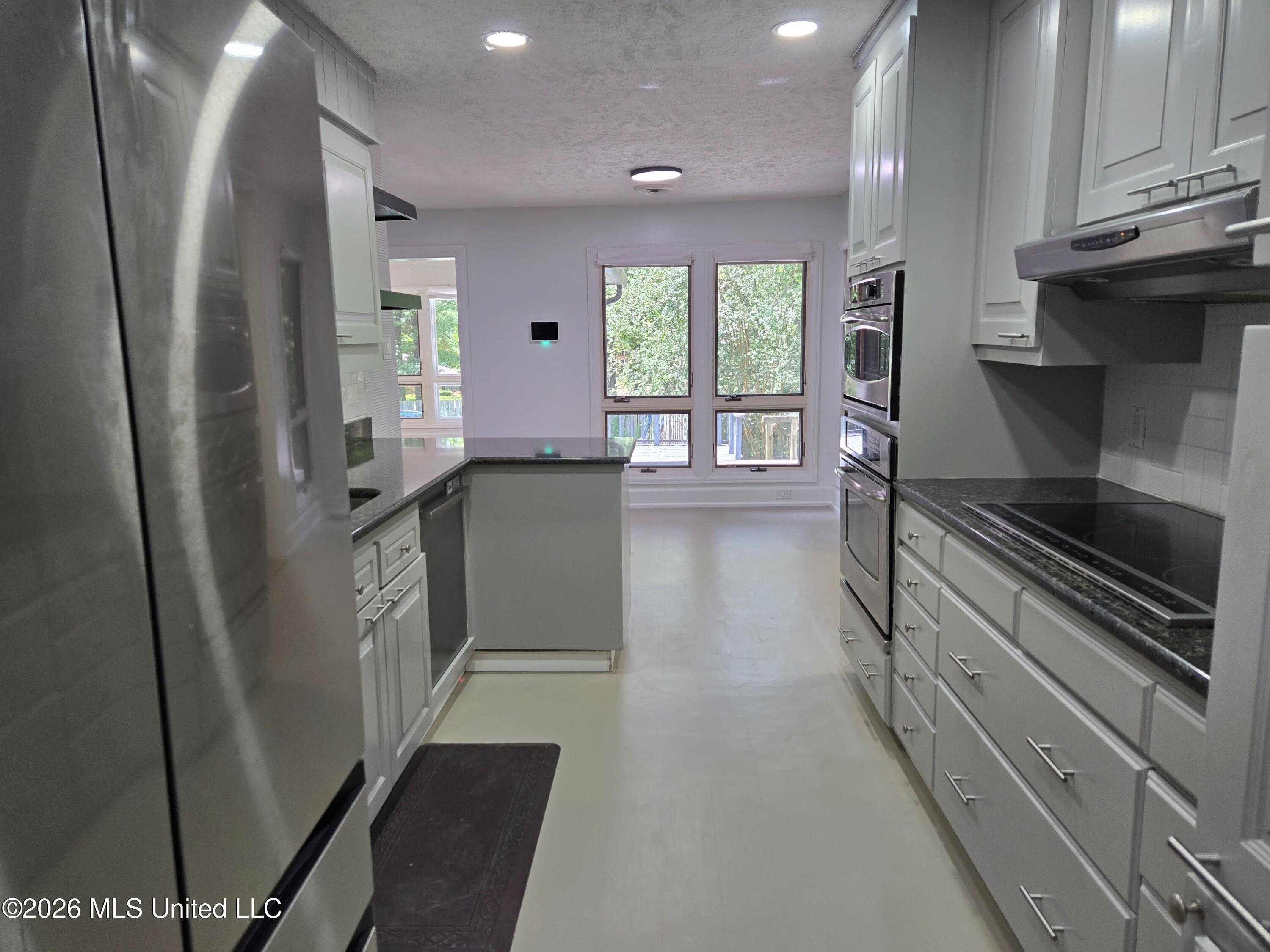 603 Trailwood Drive Property Photo 28