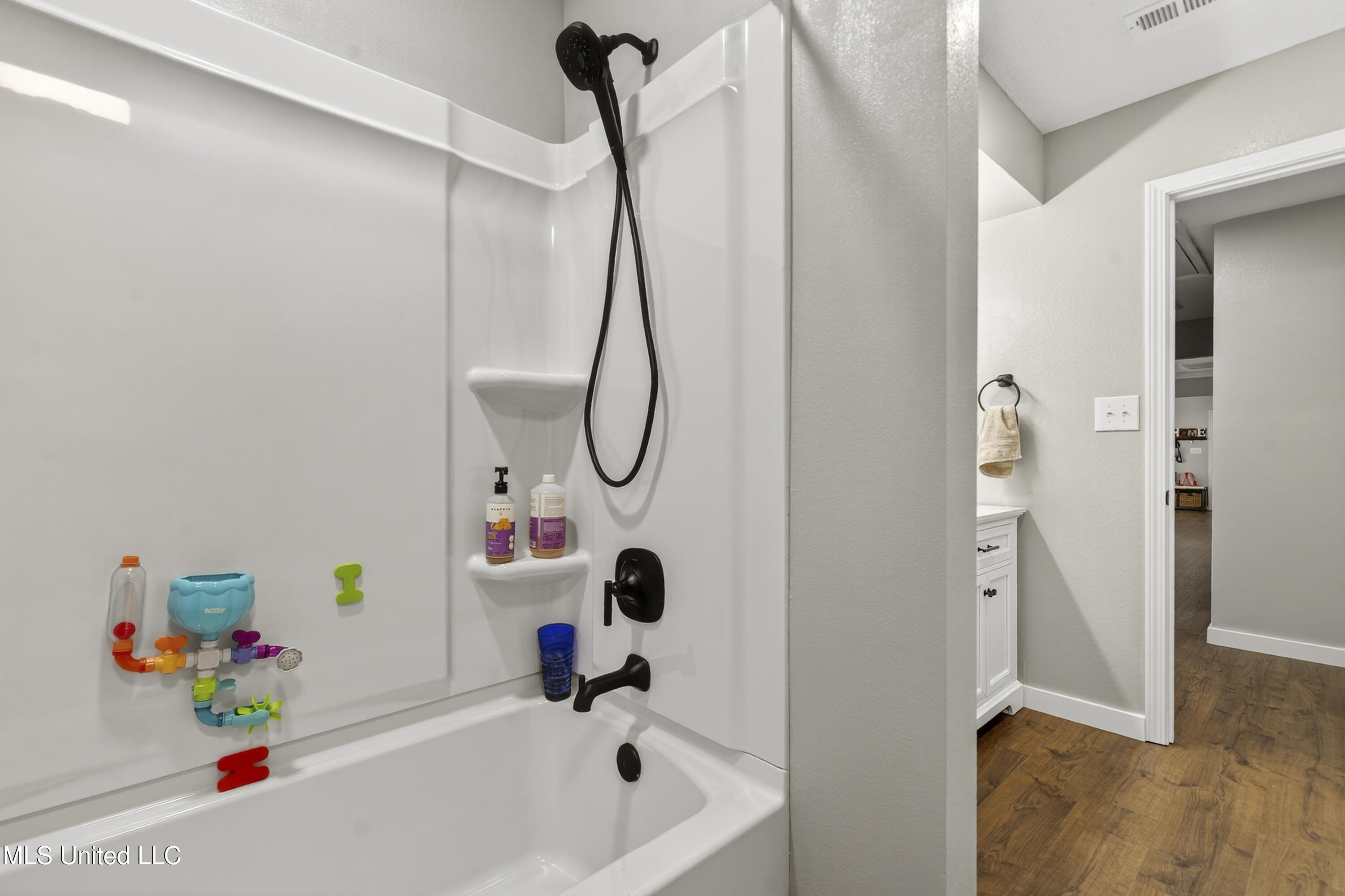 2500 Tearose Lane Property Photo 21
