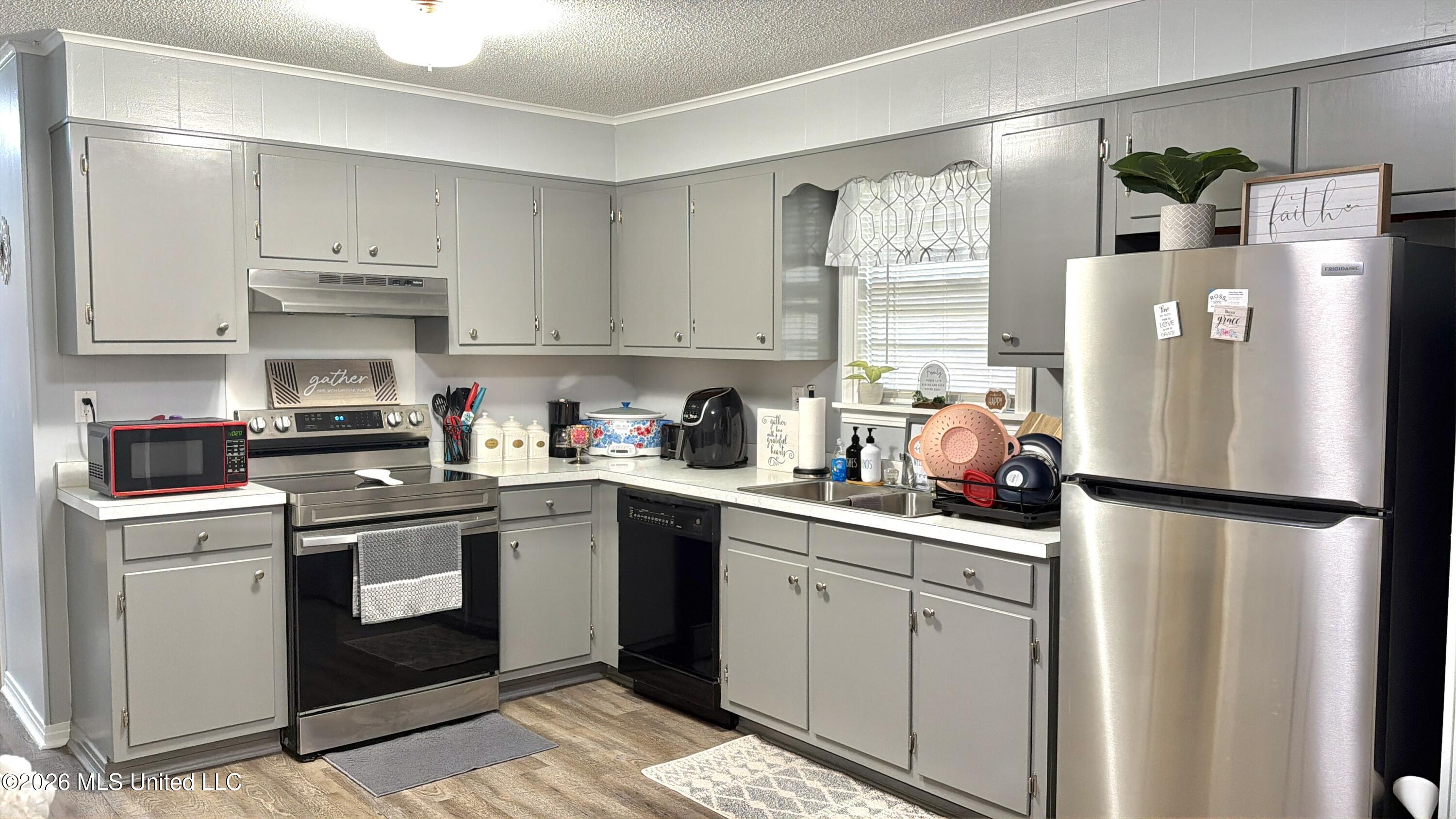 107 Longview Drive Property Photo 3