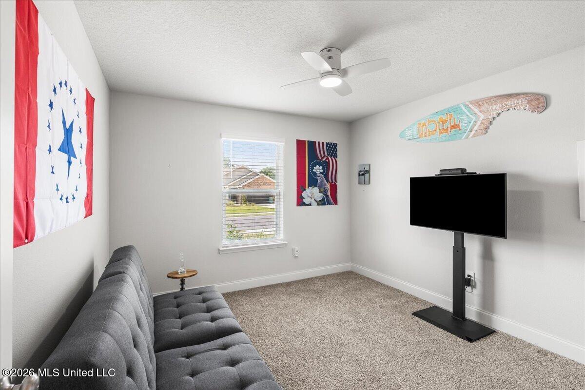 18042 Big Leaf Drive Property Photo 20