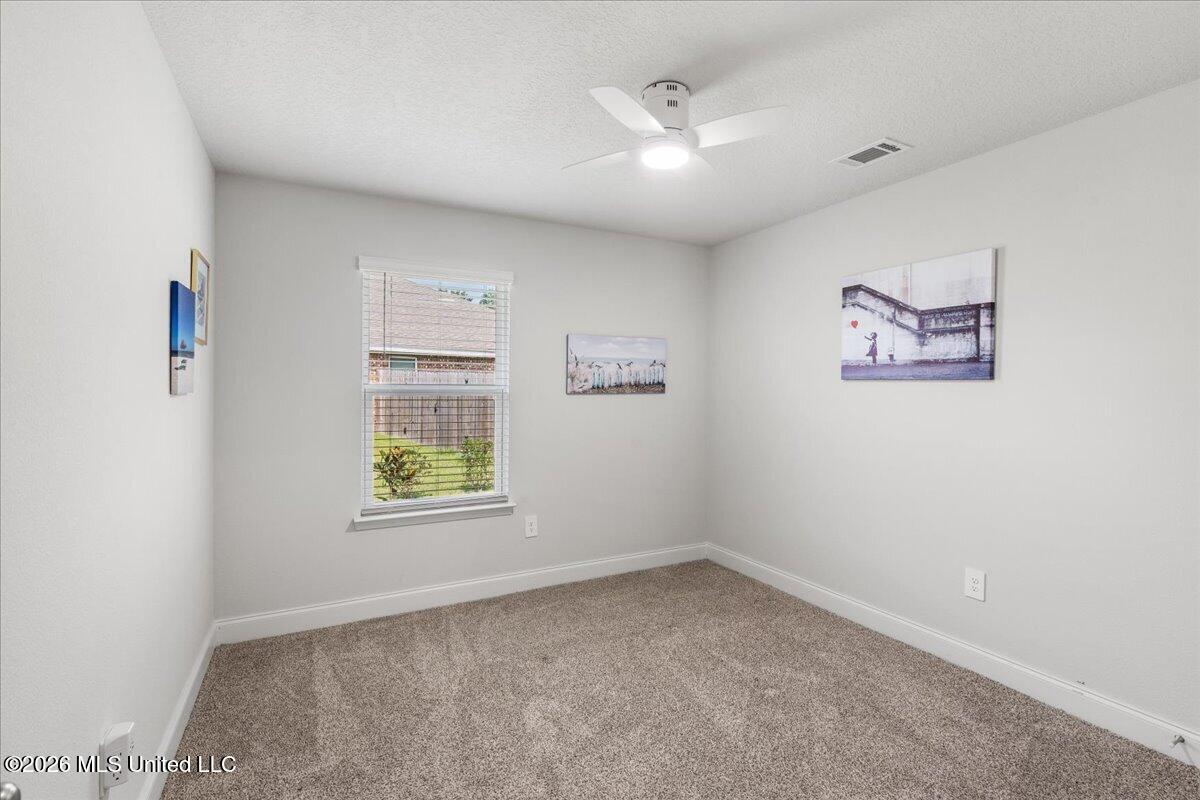 18042 Big Leaf Drive Property Photo 21