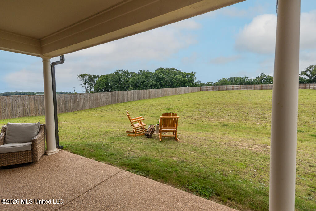 2407 Scott Meadows Lane Property Photo 34