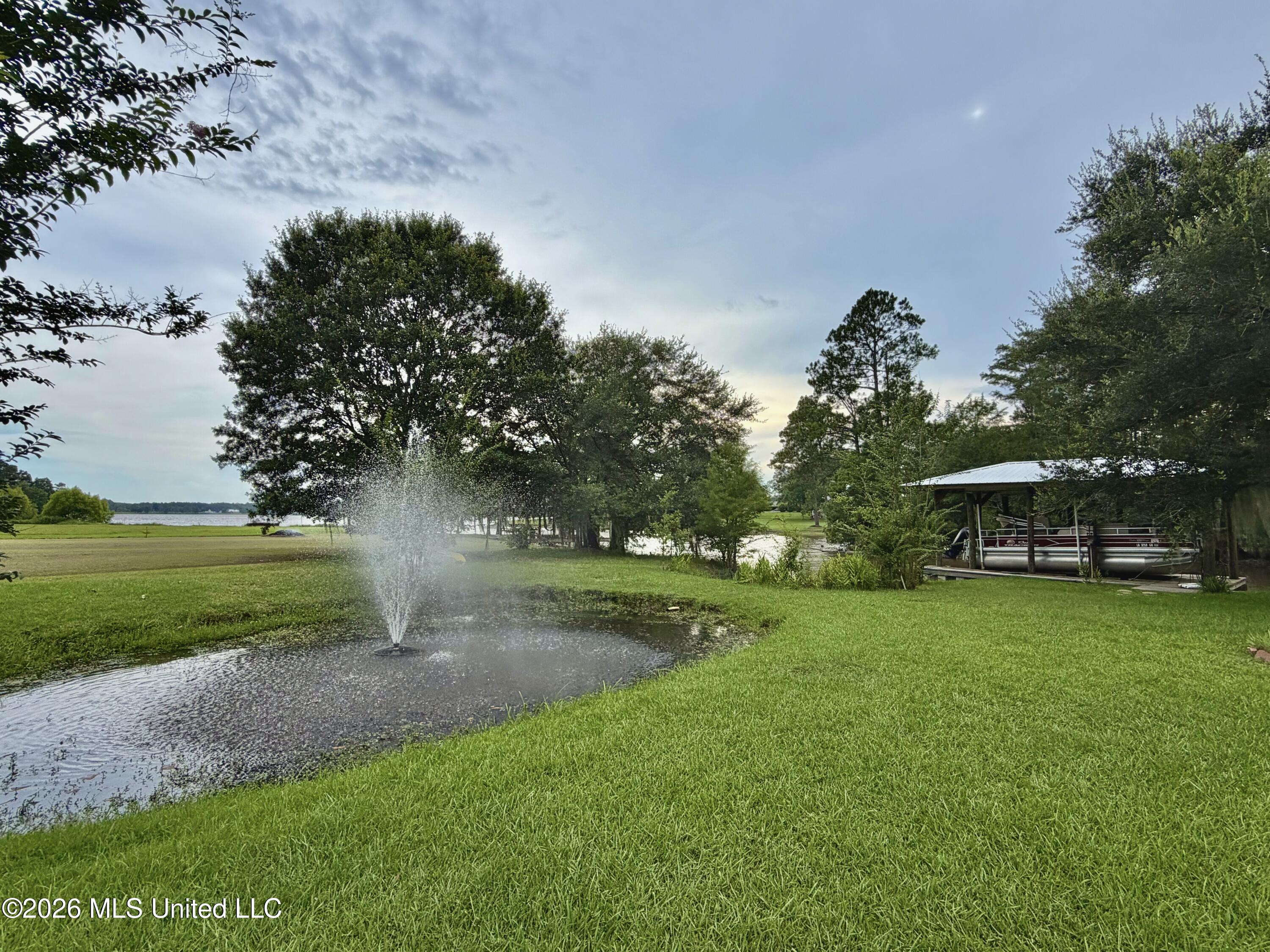 708 Lakeside Drive Property Photo 40