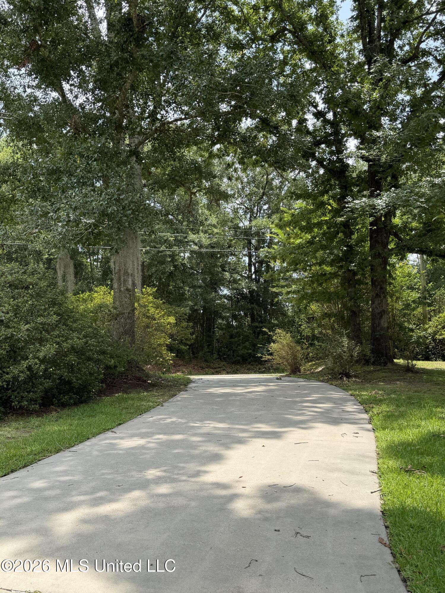 708 Lakeside Drive Property Photo 44