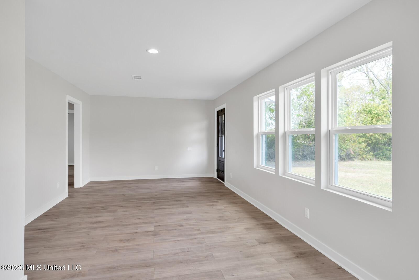 211 47th Street Property Photo 6