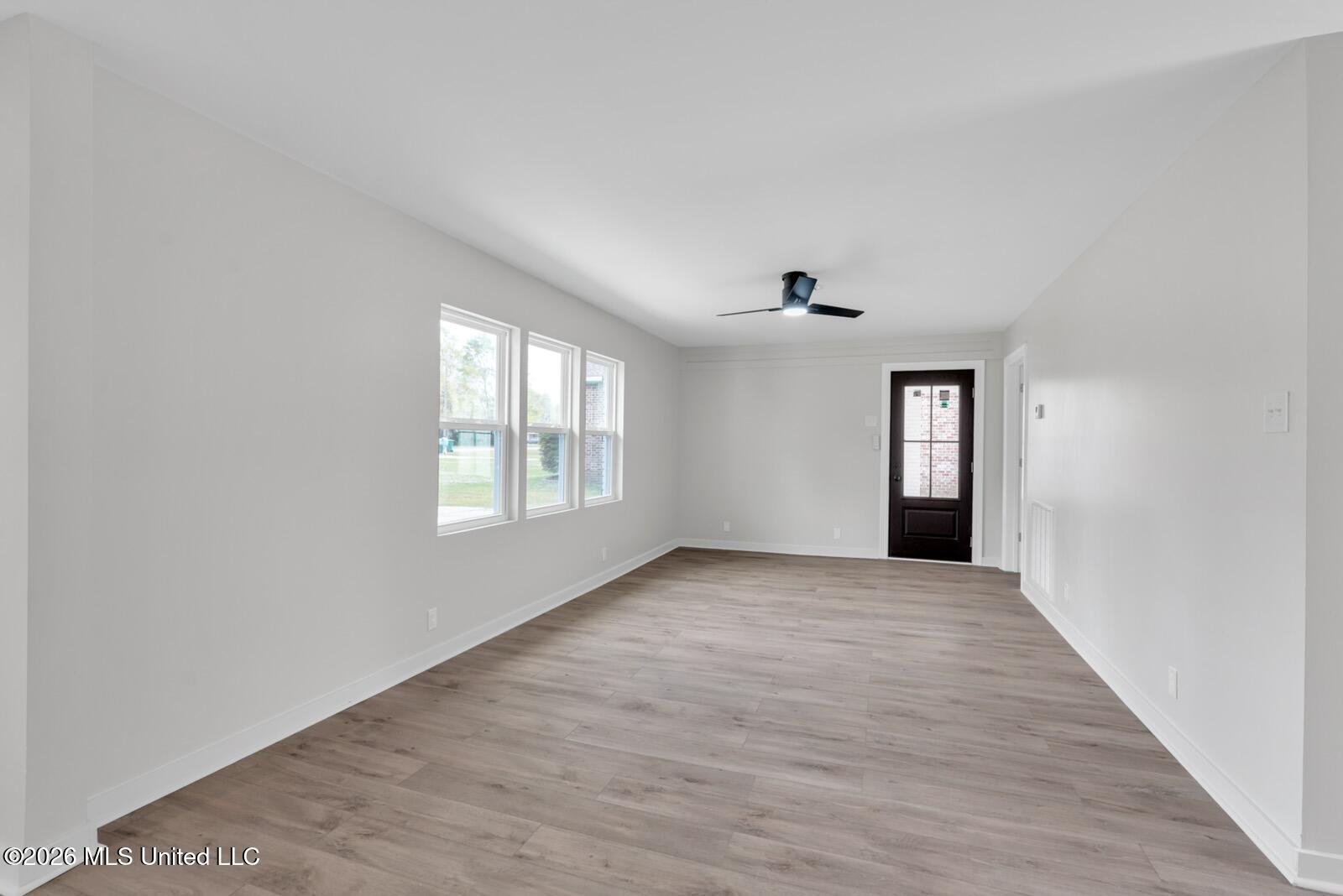 211 47th Street Property Photo 8