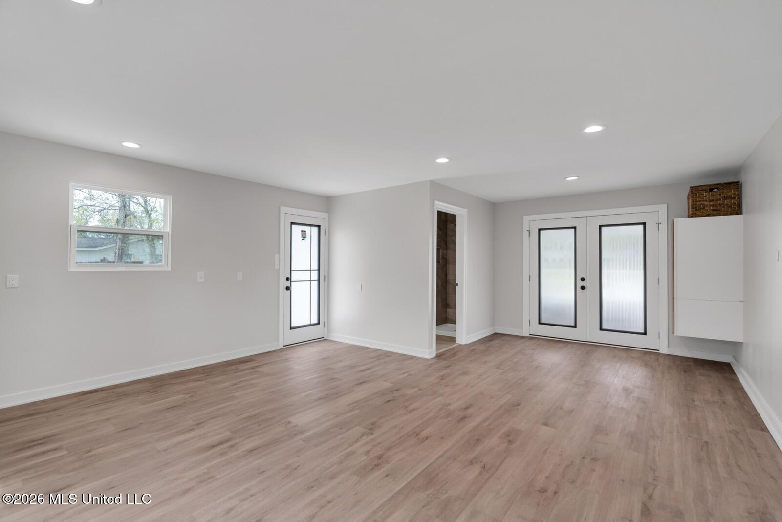 211 47th Street Property Photo 22