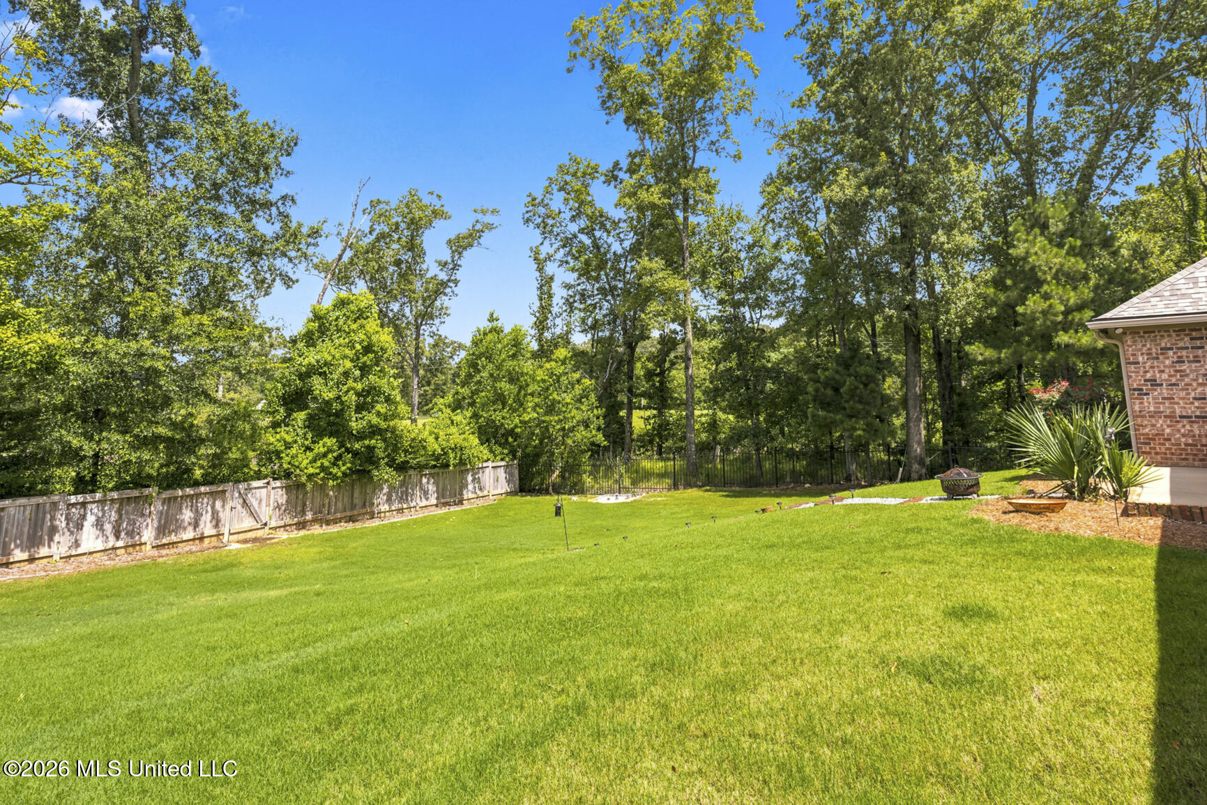 345 Wrenfield Way Property Photo 44
