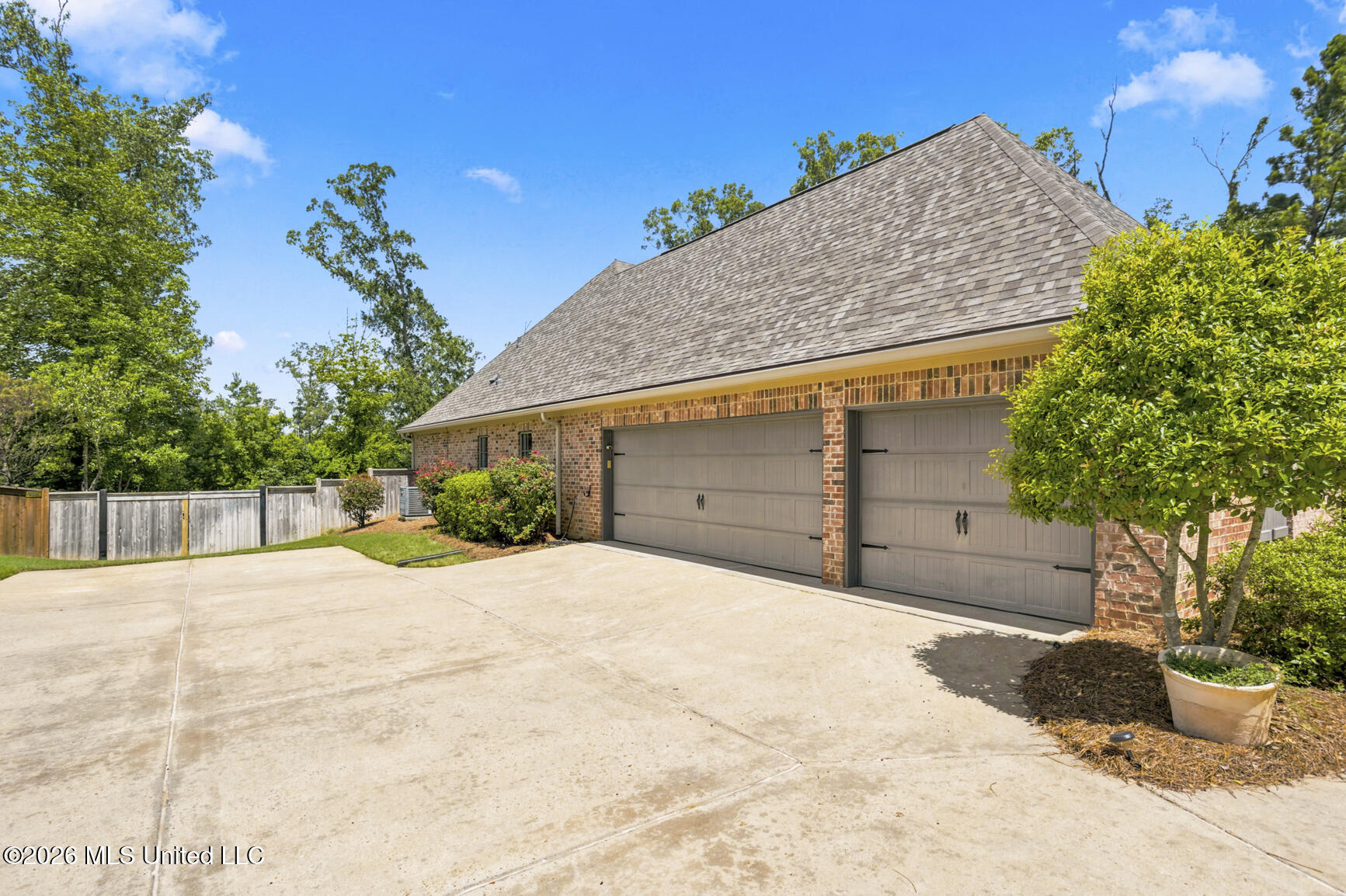 345 Wrenfield Way Property Photo 48