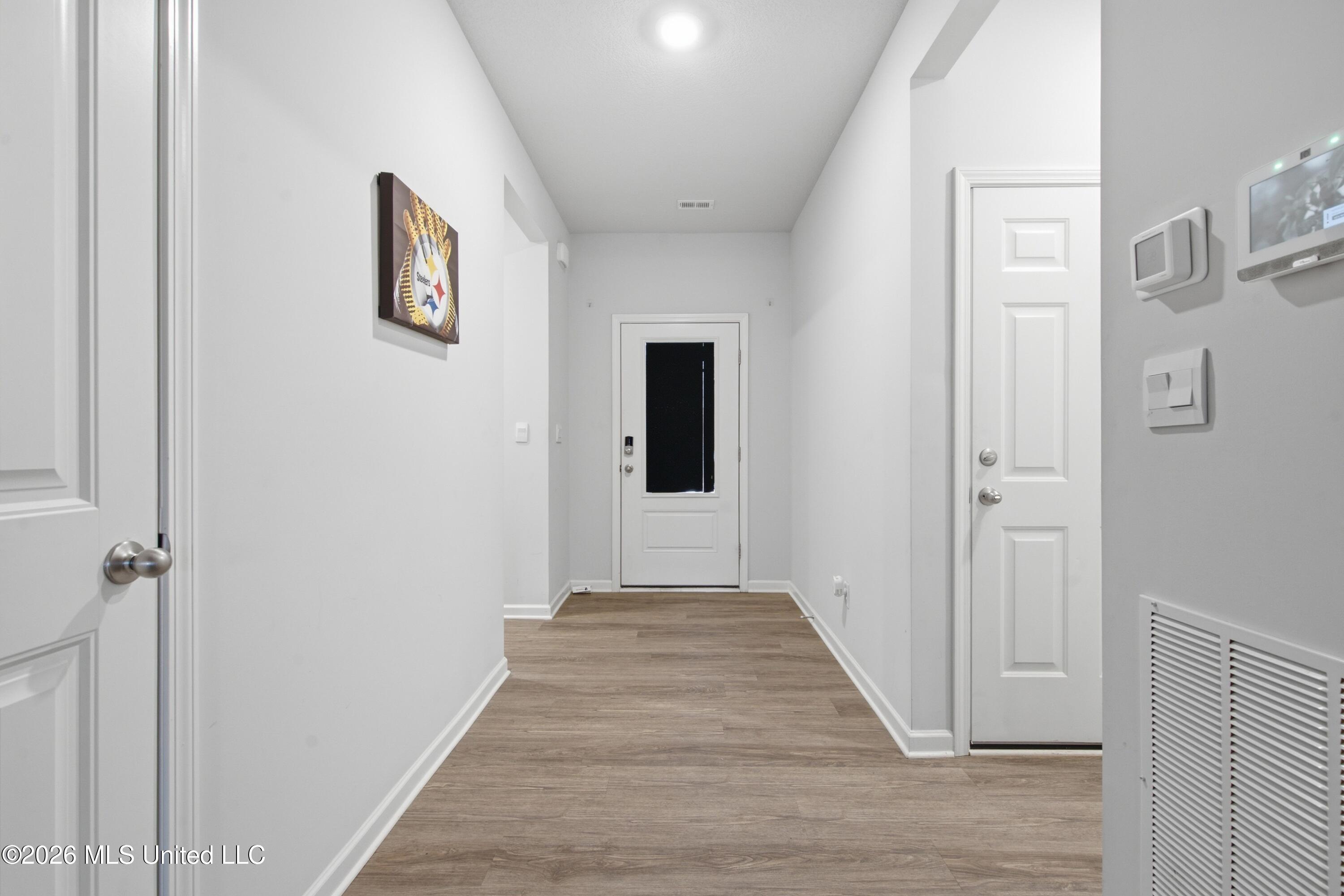 2333 Hyacinth Lane Property Photo 3