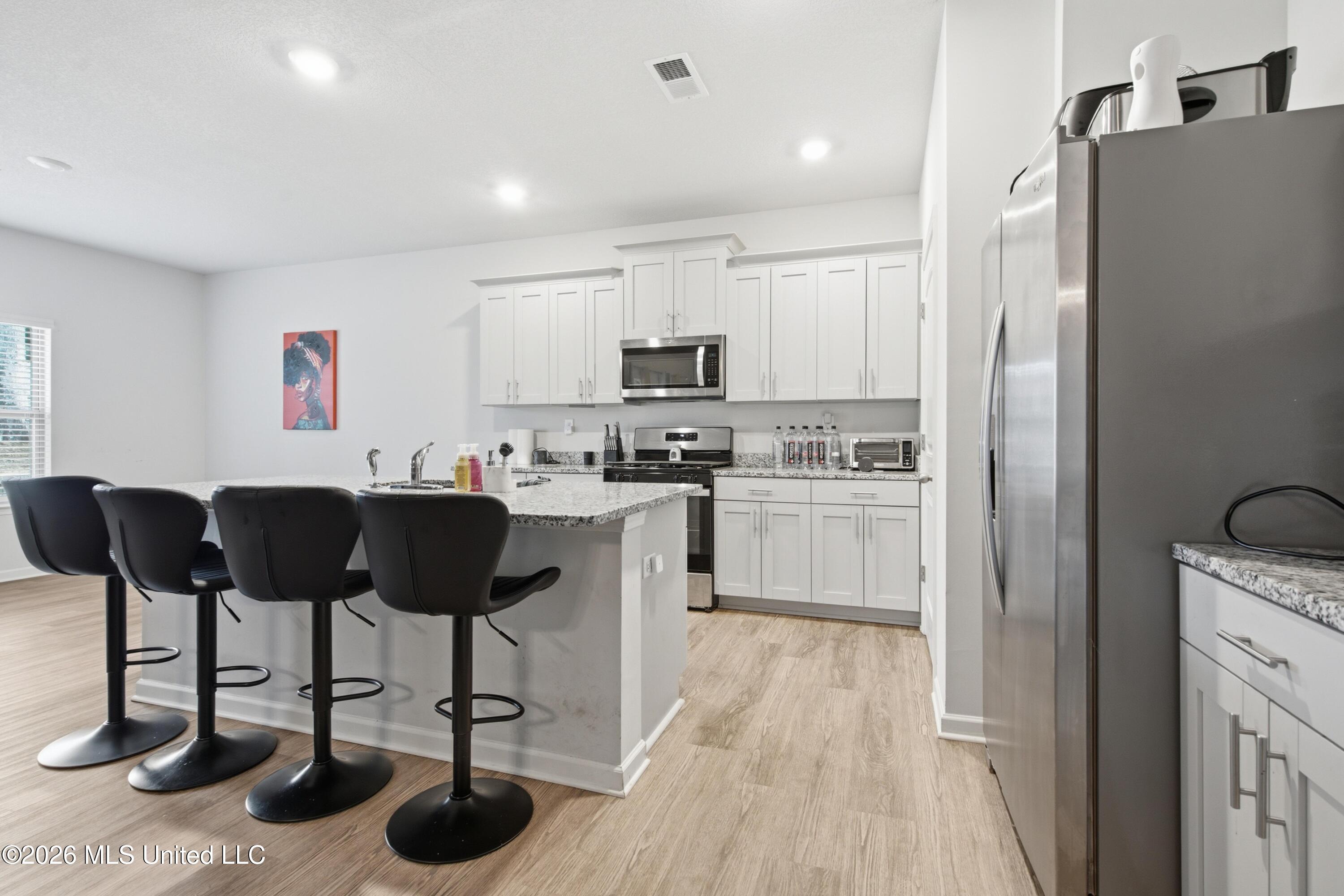 2333 Hyacinth Lane Property Photo 8