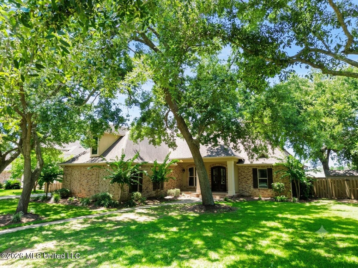 3024 Oakleigh Circle Property Photo 2