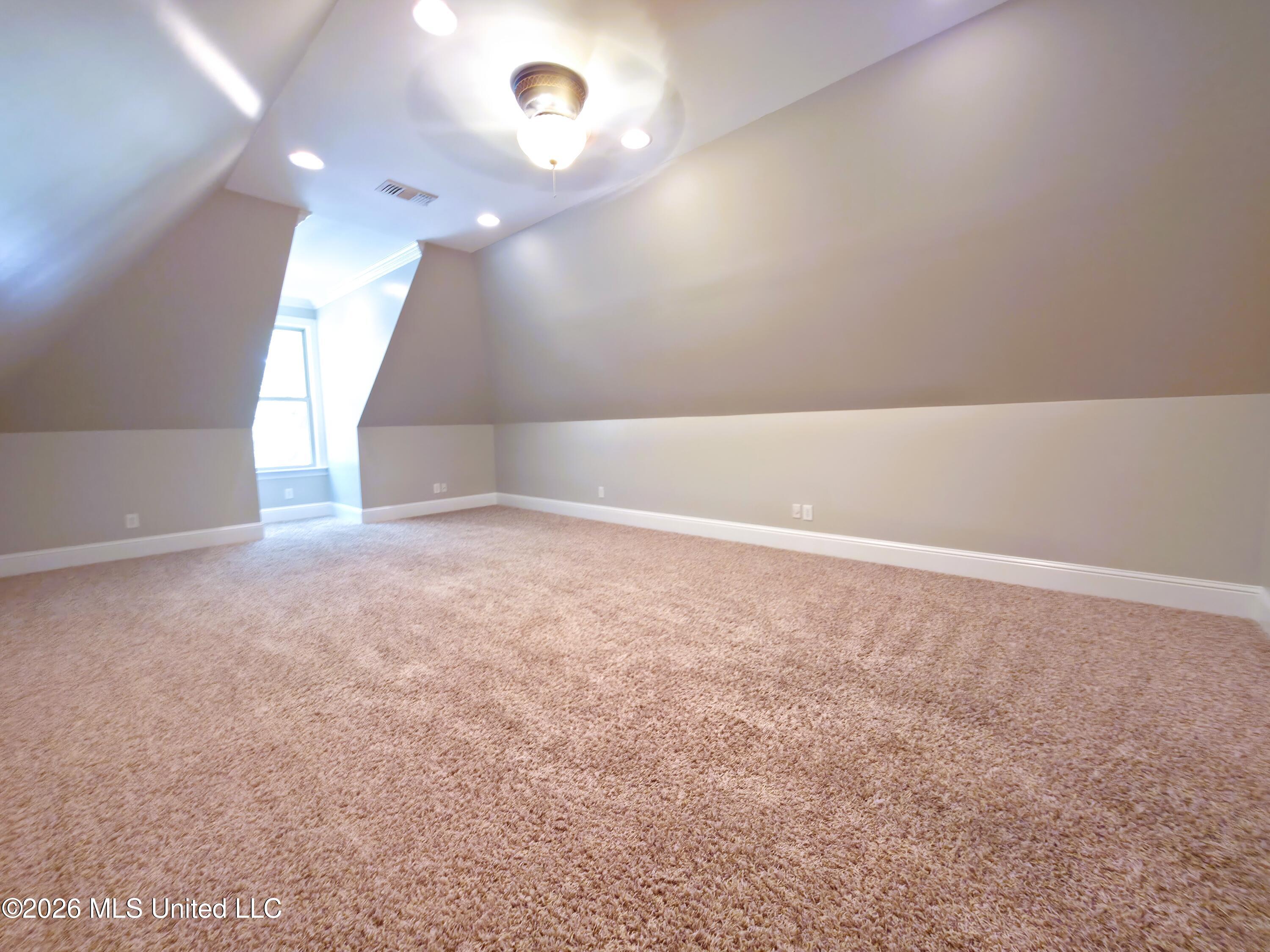 3024 Oakleigh Circle Property Photo 36