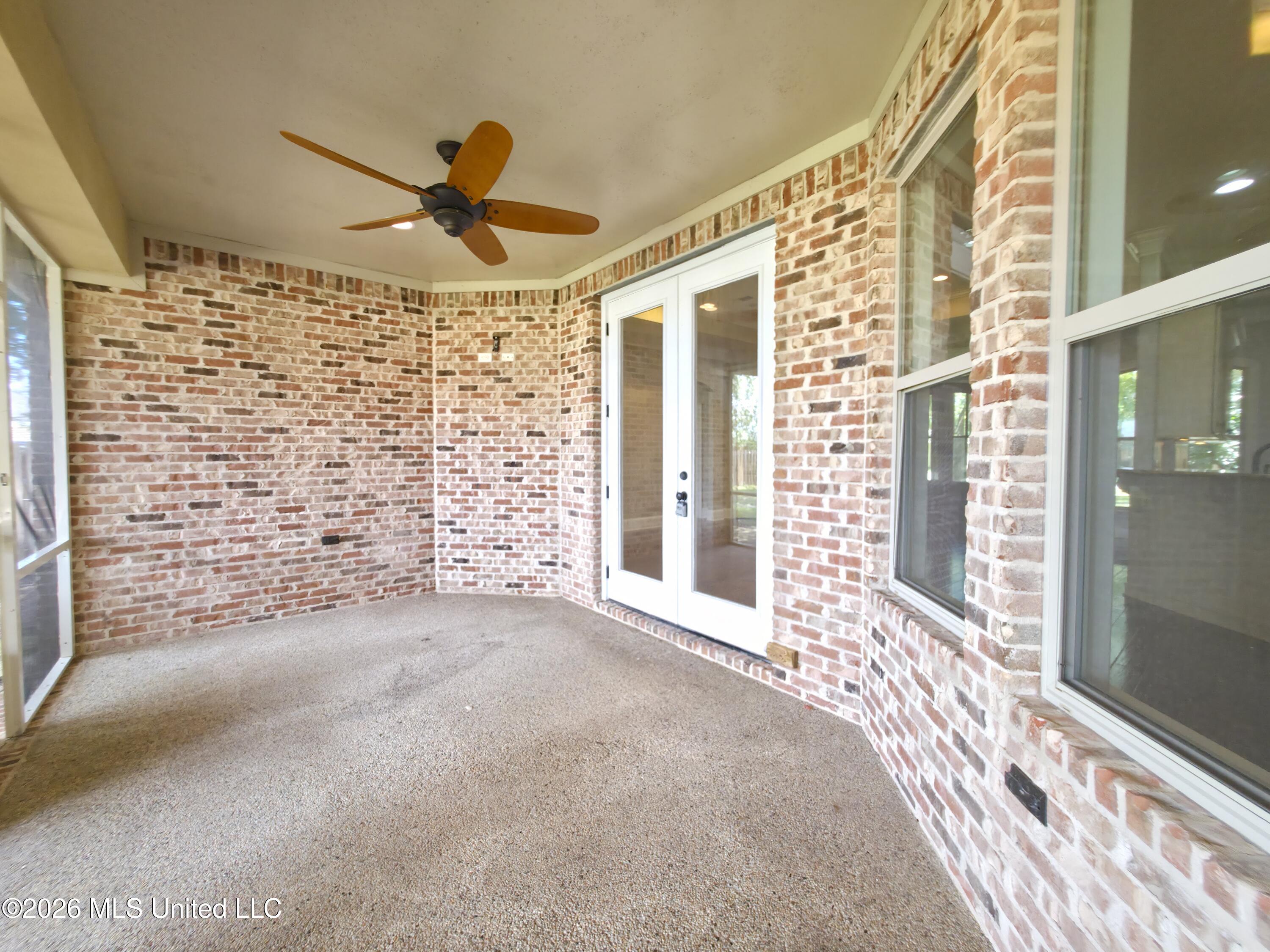 3024 Oakleigh Circle Property Photo 39