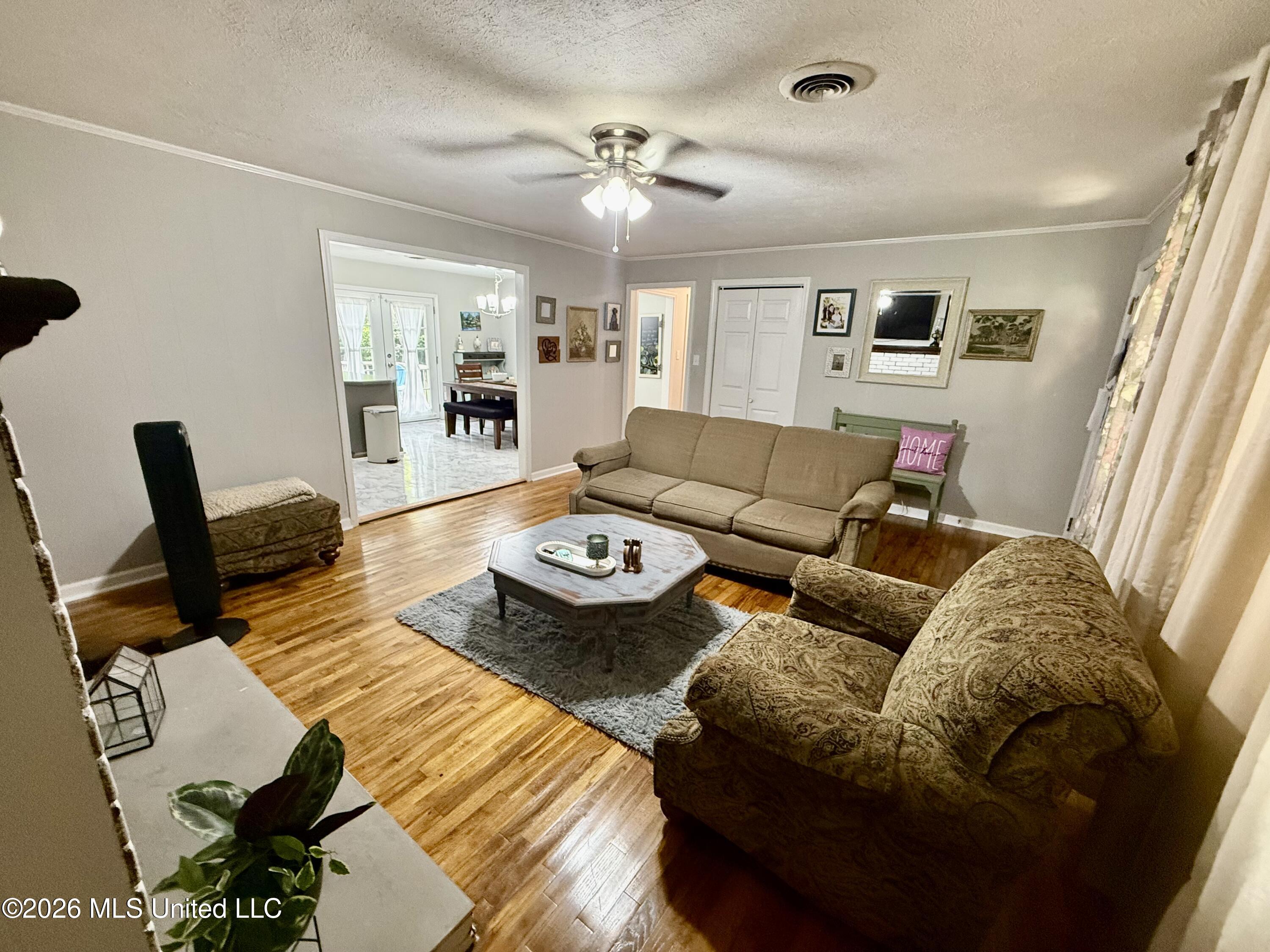 117 Lewis Street Property Photo 14