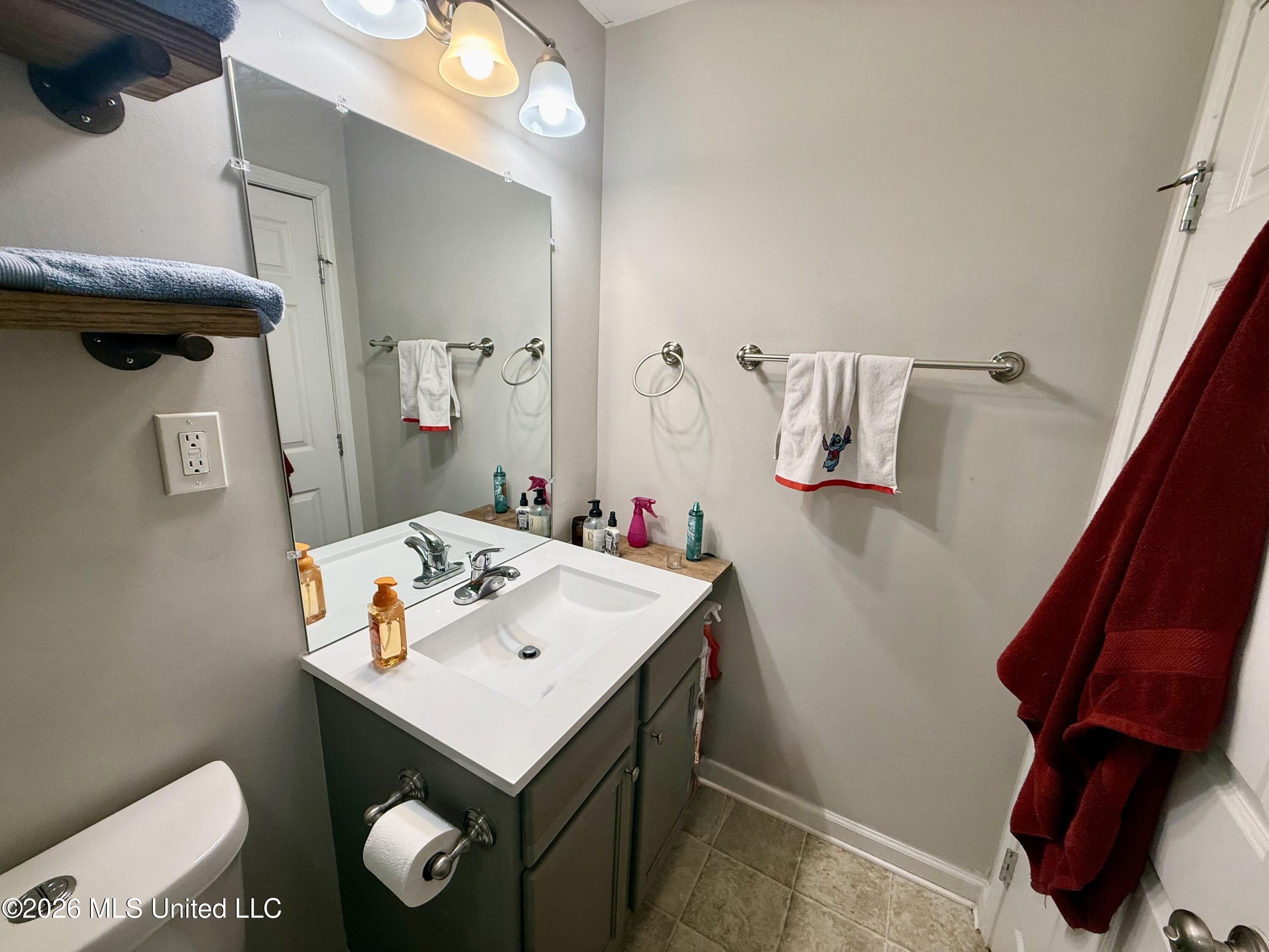 117 Lewis Street Property Photo 22