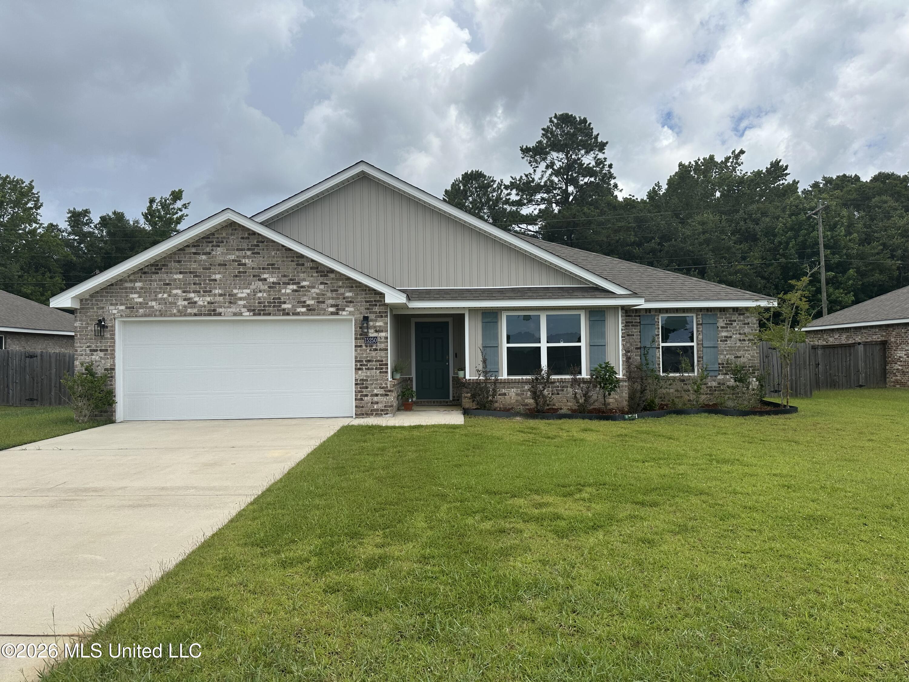 15250 Cypress Way Property Photo 1